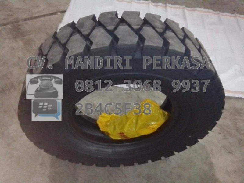 Ban Pneumatic Forklift